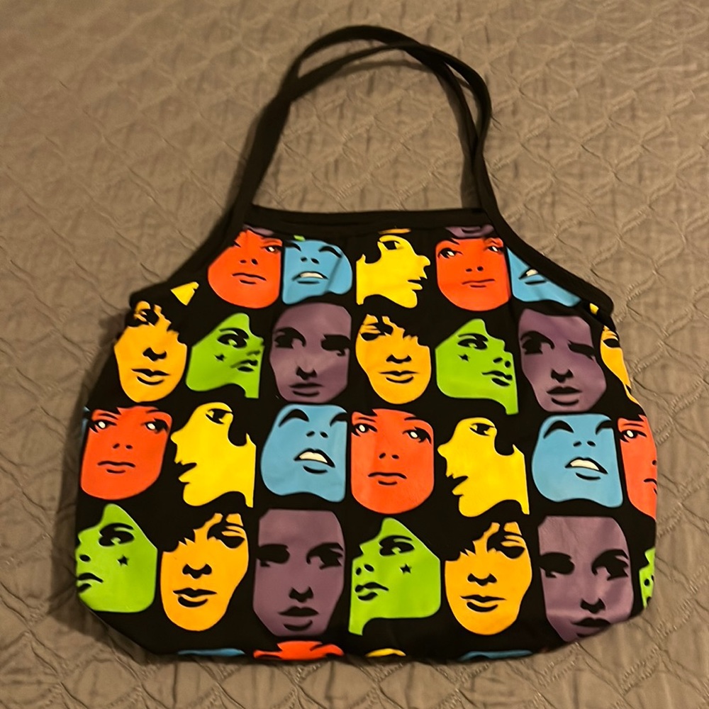 Purse — tote